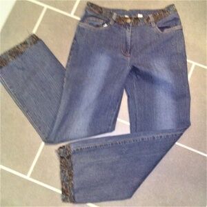 Simon Chang Jeans Washed Denim Waist & Hem Trim Womens Womens 4
